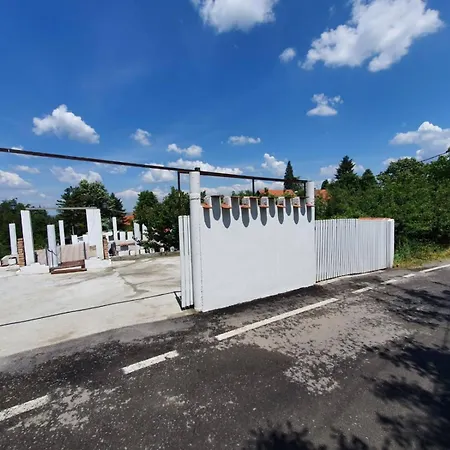 Kompleks wypoczynkowy Center Belgrad Brestovik