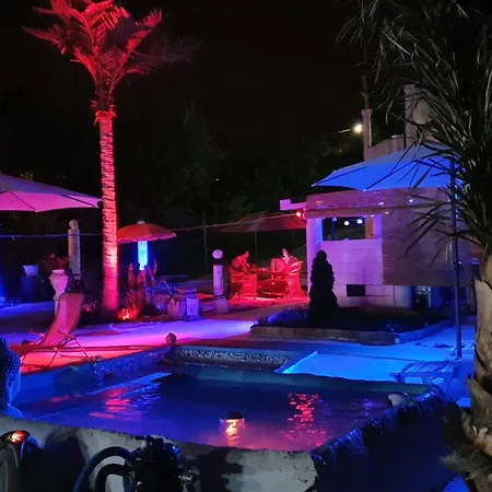 Center Belgrad Holiday park *